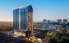 Mercure Tangerang Centre 4*